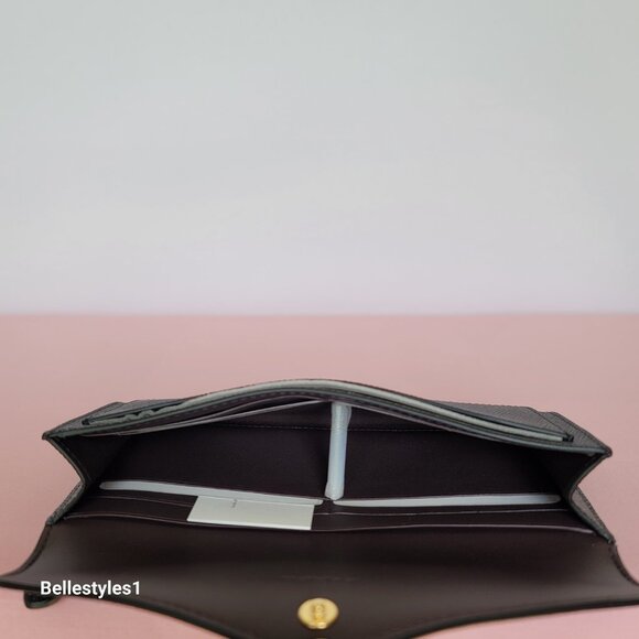 COACH Wyn Envelope Crossgrain Leather Wallet- Black color⭐ - Picture 14 of 16